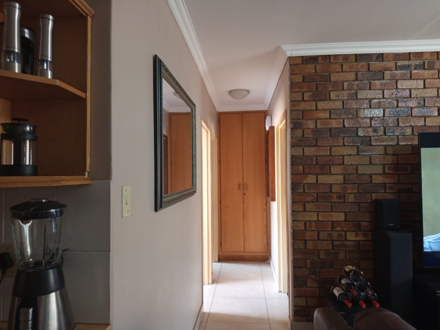 2 Bedroom Property for Sale in Navalsig Free State
